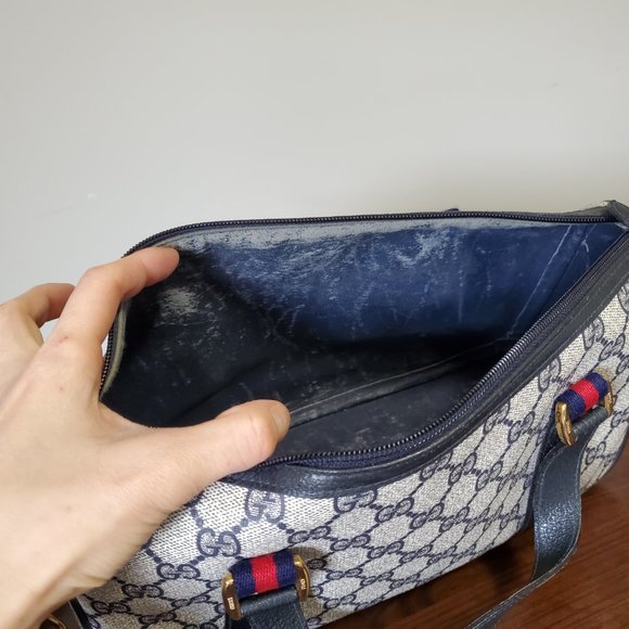 Gucci Crossbody Bag in Black and Cream - Picture 9 of 14